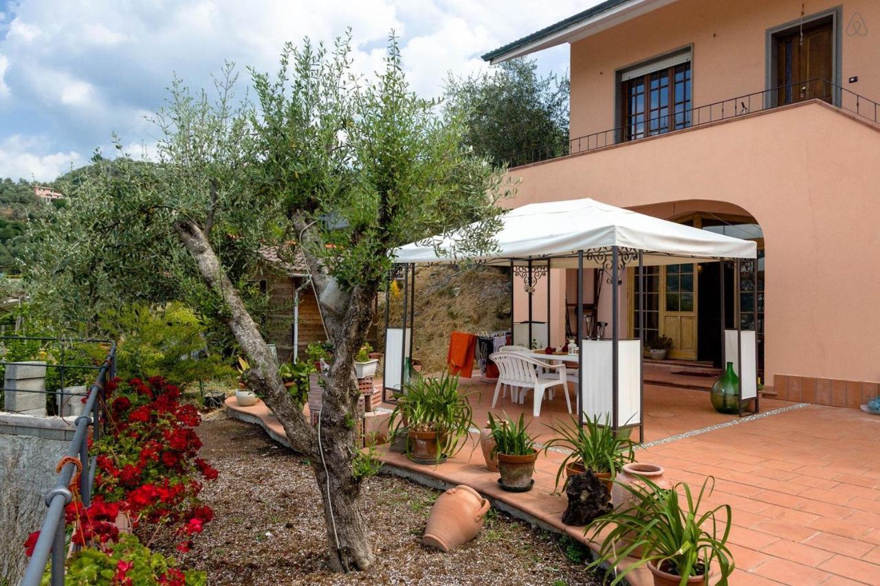 Room In Villa - Room In The Hills With Garden And Sea View San Salvatore  Luaran gambar